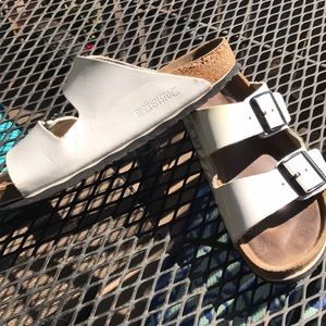 Birkenstock’s white double strap size 38